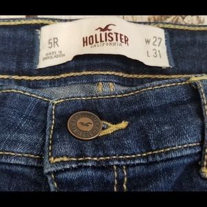 Woman’s size 5 hollister jeans!